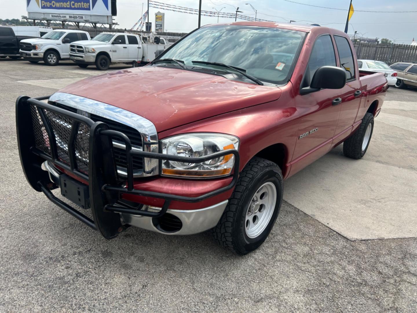 2006 Red /Beige Dodge Ram 1500 (1D7HU18N36S) with an 4.7L V8 F OHV engine, Automatic transmission, located at 1687 Business 35 S, New Braunfels, TX, 78130, (830) 625-7159, 29.655487, -98.051491 - Photo#0